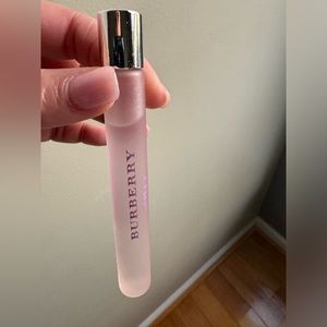 Burberry roller perfume